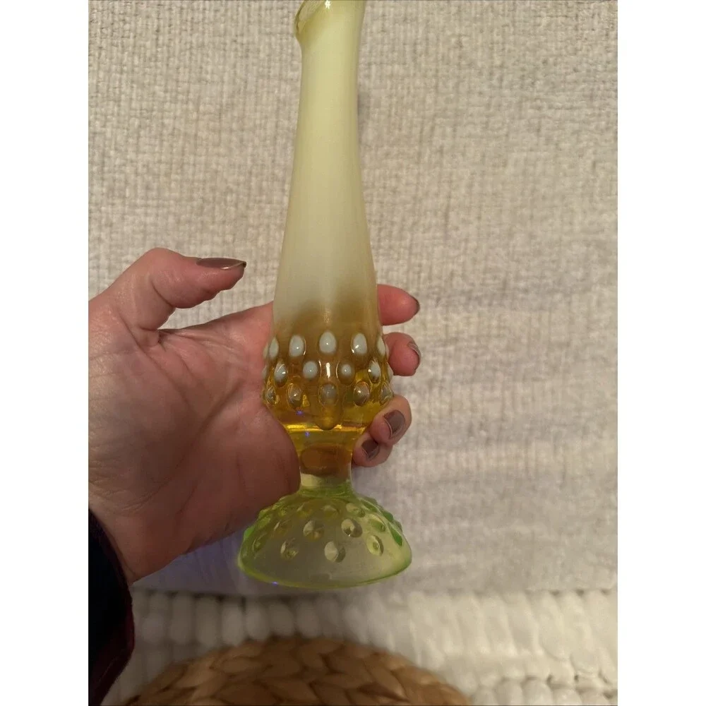 Fenton product glass